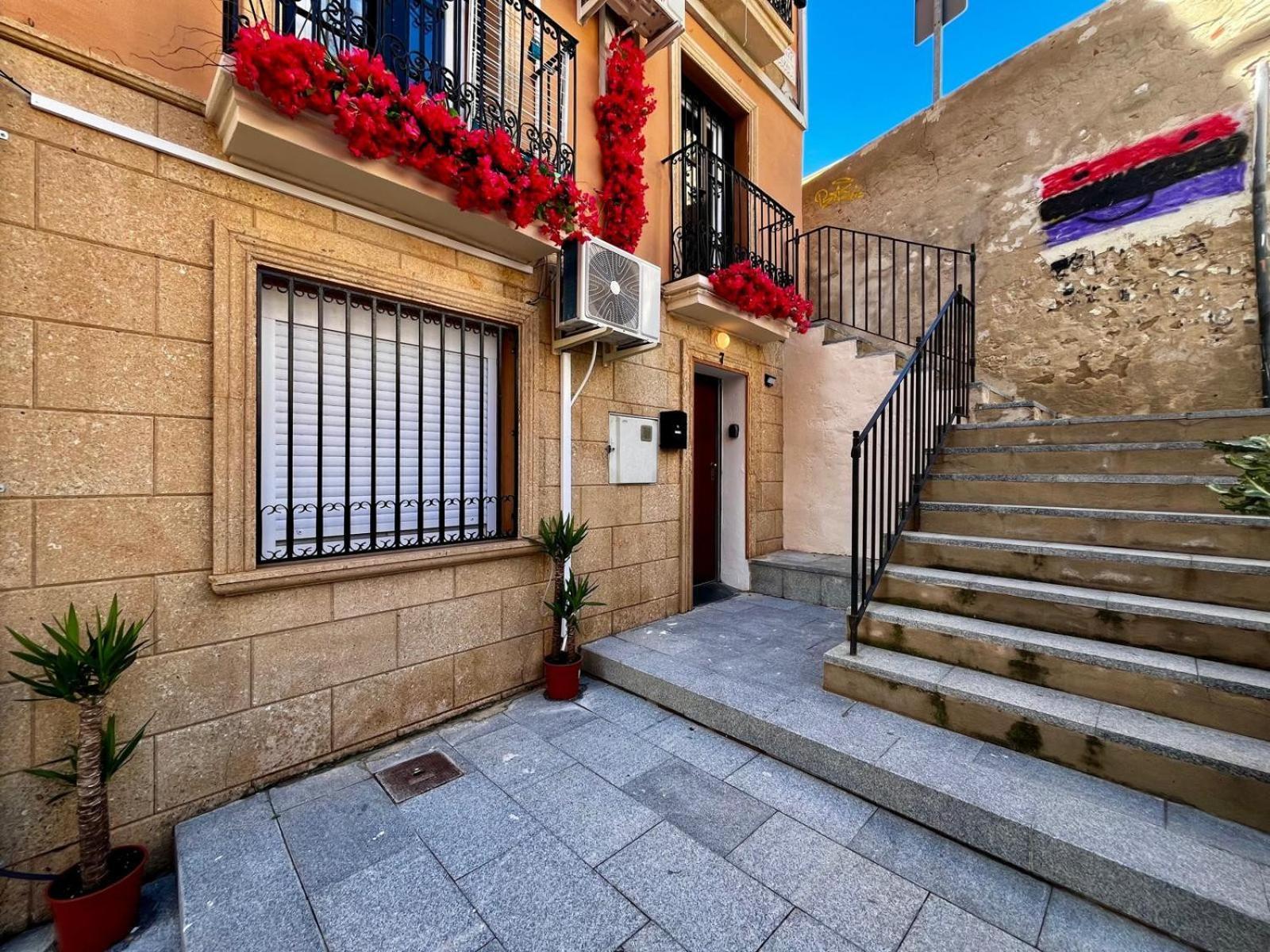 Barrio Luzan 2 By United Renters
